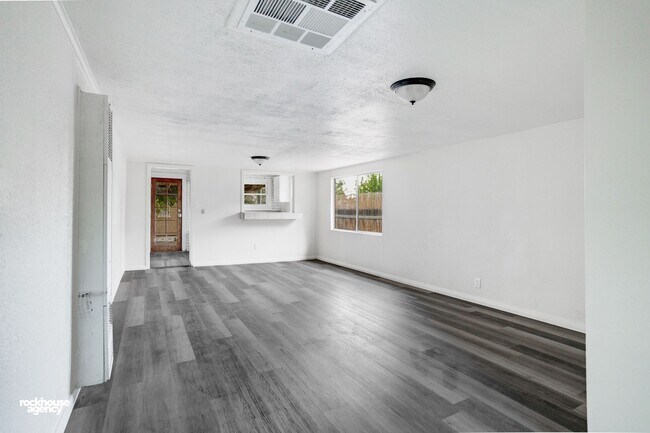 Building Photo - 312 Fillmore St