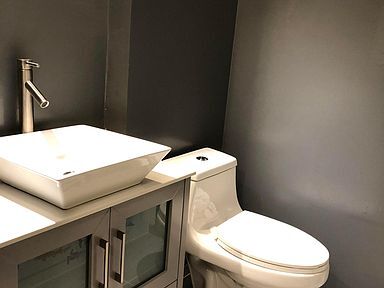 Foto del edificio - 1655 S Barton St