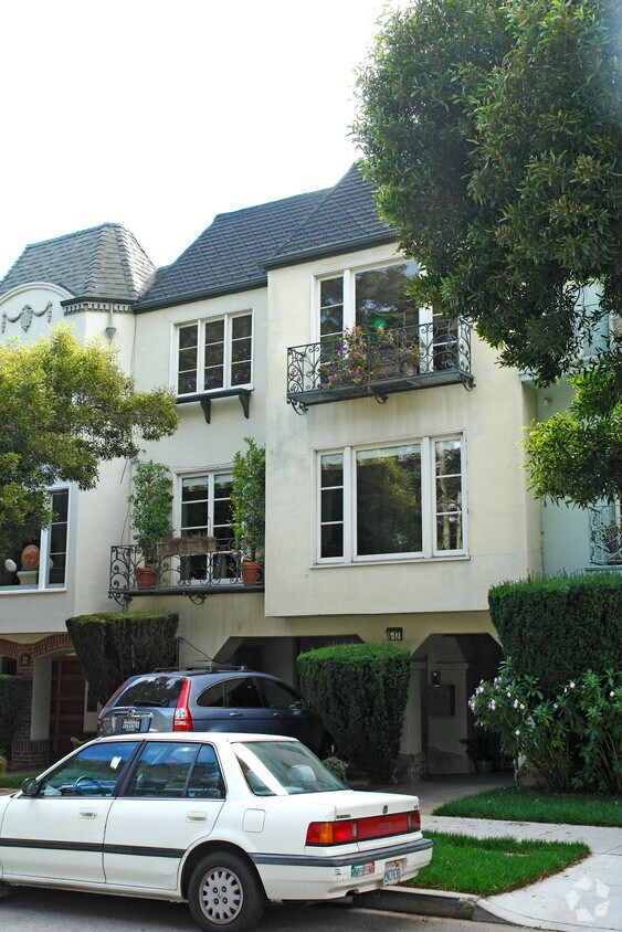 Building Photo - 15-17 14th Ave