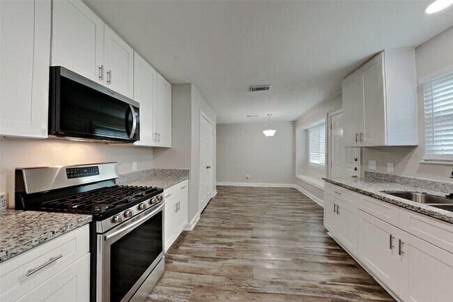 Foto del edificio - 19642 Cypress Bough Dr