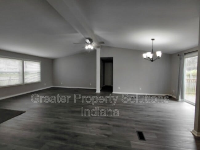 Building Photo - 2870 Vigo St