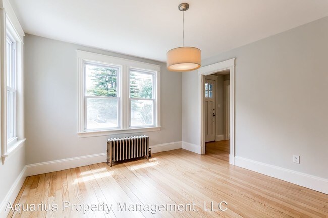 Building Photo - 4 br, 1.5 bath House - 196 Maine Ave