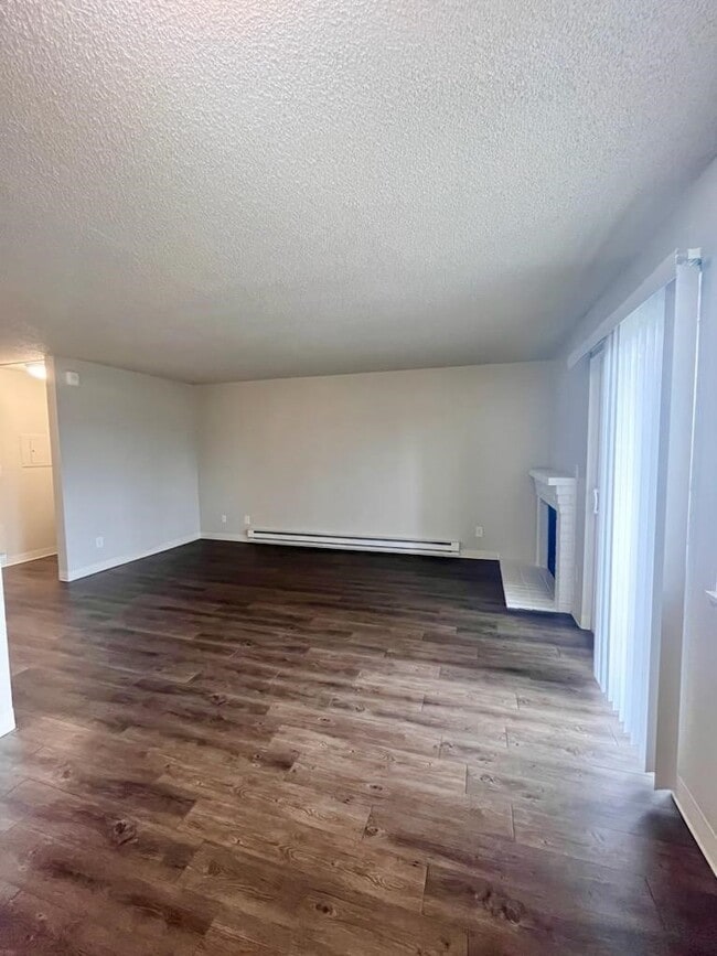 Foto del edificio - 5726 59th St Ct W