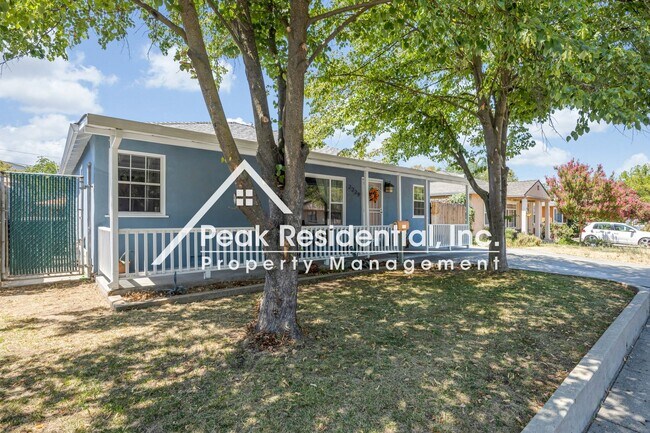 Building Photo - Charming North Sacramento 3bd/1ba House!