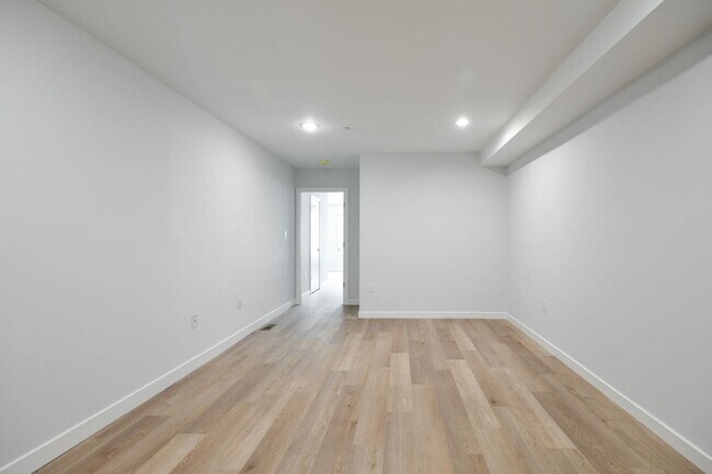 Foto del edificio - 645 Brooklyn St