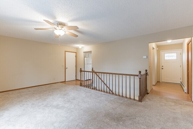 Foto del edificio - 1809 Judd Ave N