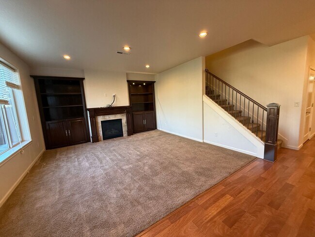Foto del edificio - 3Bd/ 2.5Ba North Bethany Home ~ Huge Loft ...
