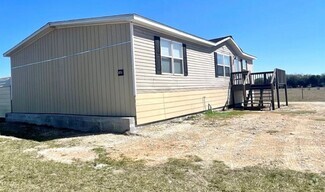 Building Photo - 496 Schultz Rd