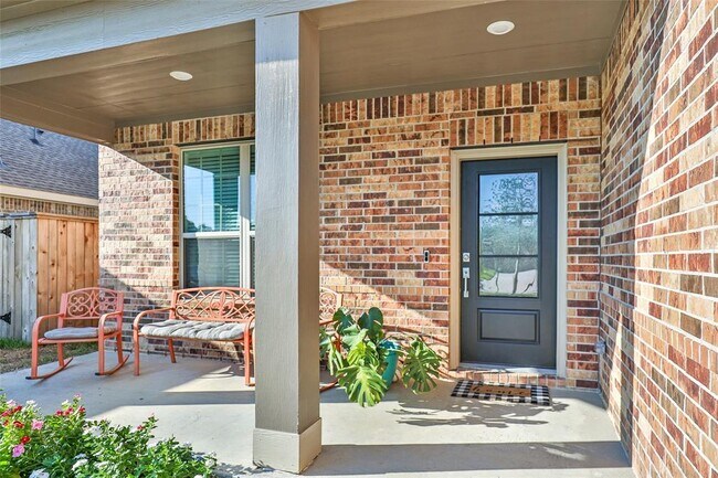 Foto del edificio - 9411 Clearwater Bluff Ln
