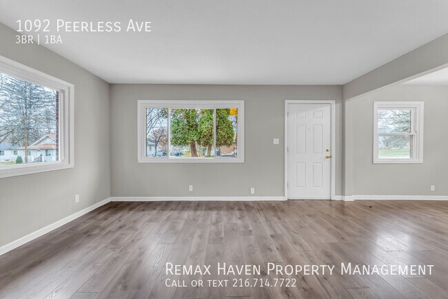 Foto del edificio - 1092 Peerless Ave