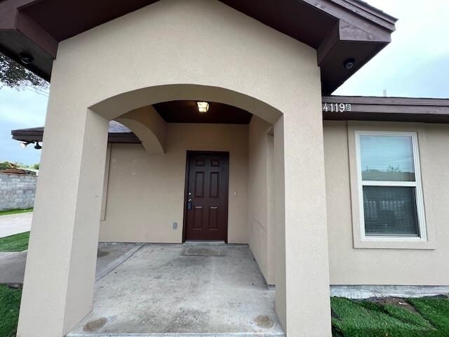 Foto del edificio - 4119 Sanders Ave