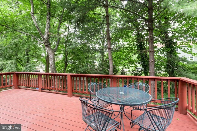 Building Photo - 6859 Williamsburg Pond Ct