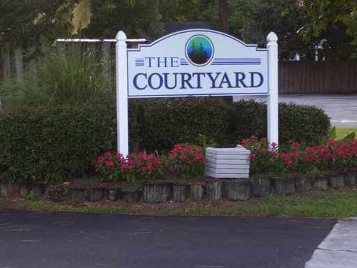 Foto del edificio - COURTYARD CONDOMINIUMS