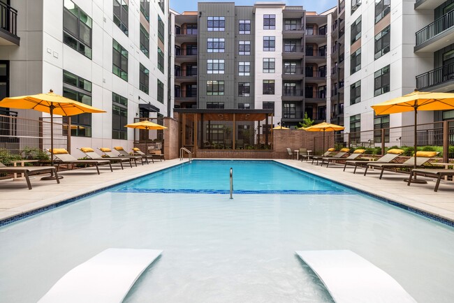Building Photo - Aventon Moorefield