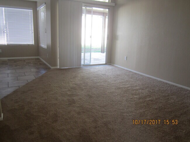 Foto del edificio - CANYON CREST GORGEOUS SINGLE STORY