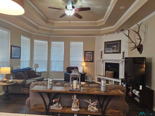 Foto del edificio - 2216 Briggs Ave