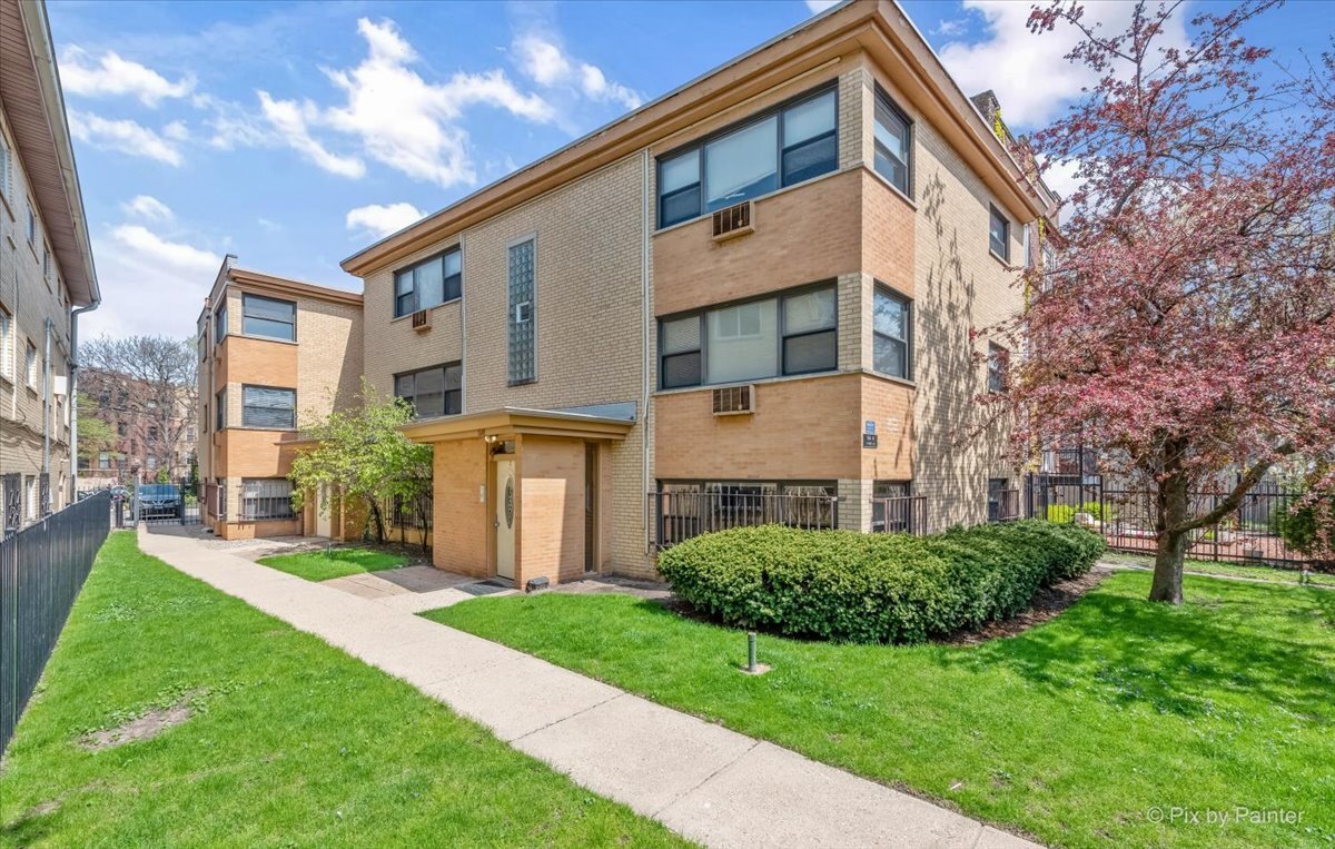 7610 N Rogers Ave Unit 204, Chicago, IL 60626 Condo for Rent in