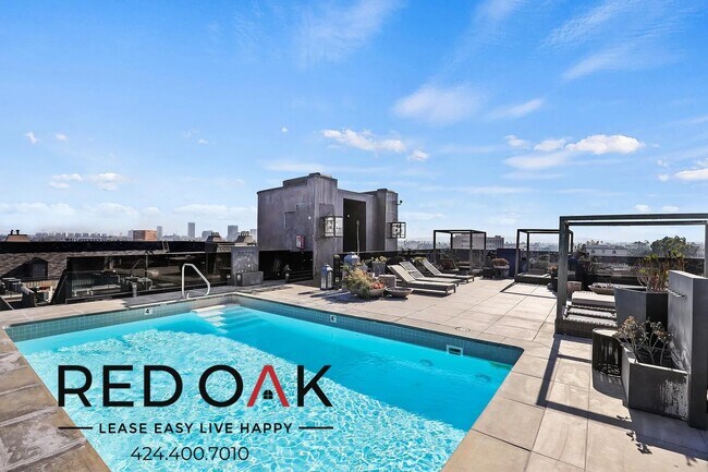 Building Photo - ~1 Month FREE~ Breathtaking Two Bedroom wi...
