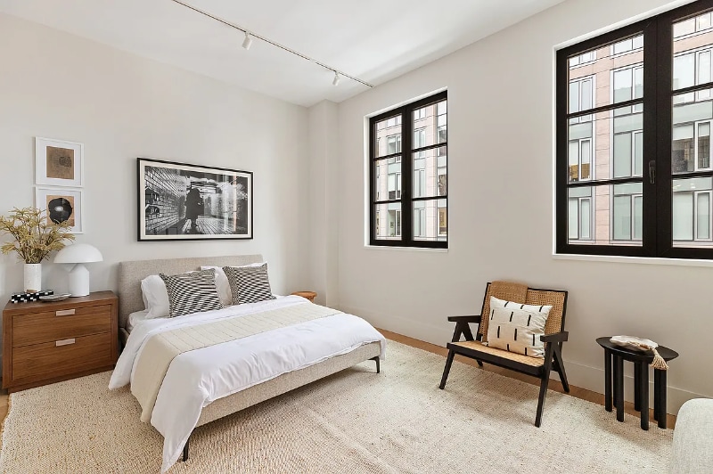 Primary Photo - 517 W 29th St