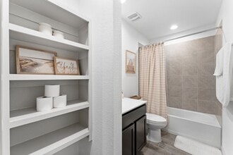 Building Photo - 13220 Lago Acero