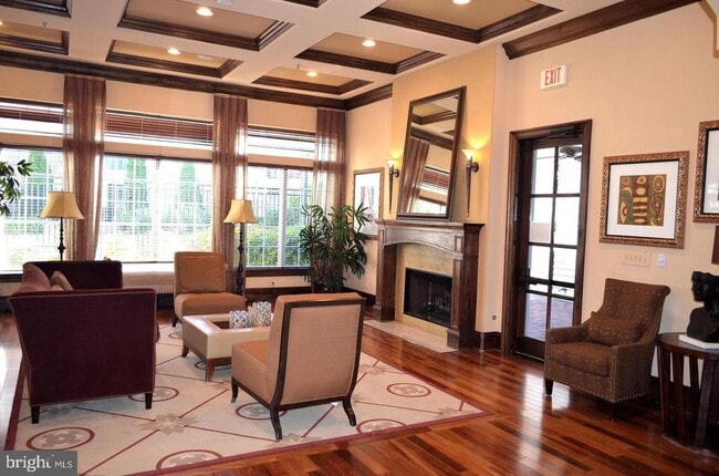 Building Photo - 12937 Centre Park Cir