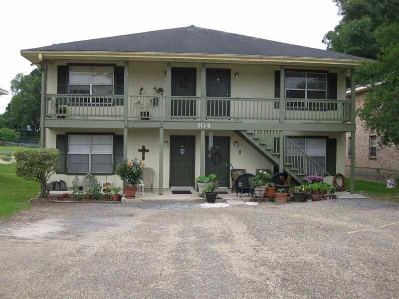 104 Stanford Dr Unit D, Lafayette, LA 70503 Apartment for Rent in Lafayette, LA