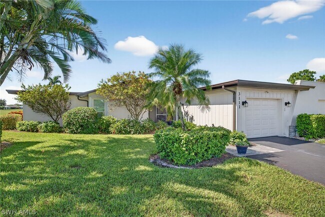 Building Photo - 3111 Boca Ciega Dr