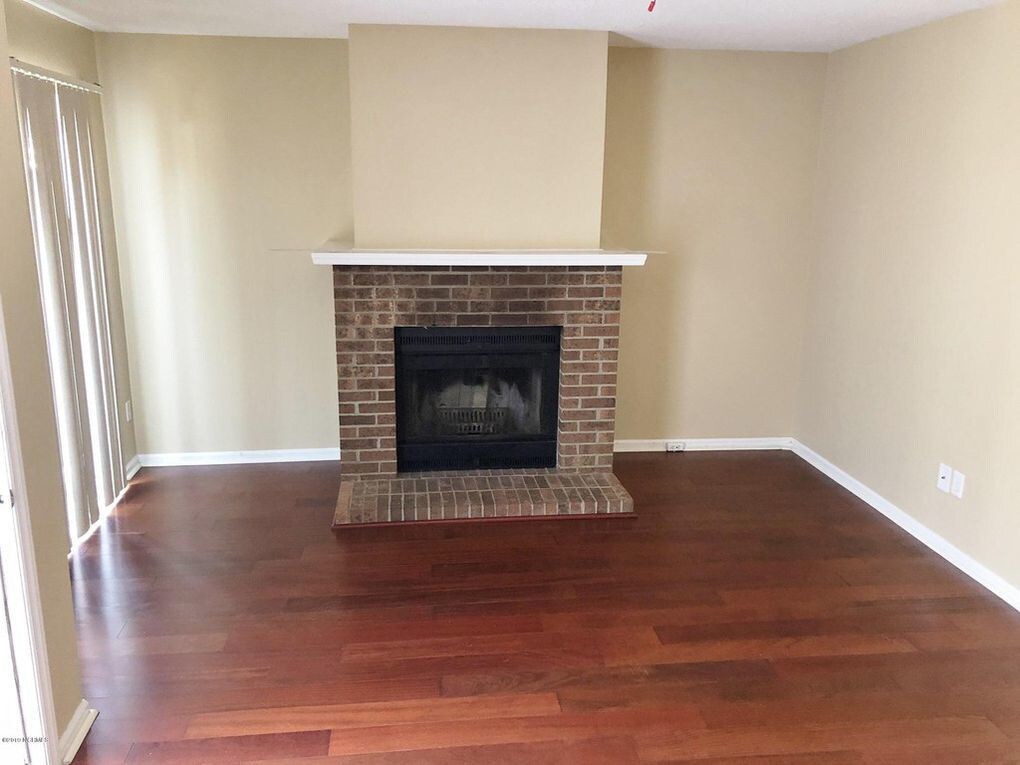 Primary Photo - Townhome