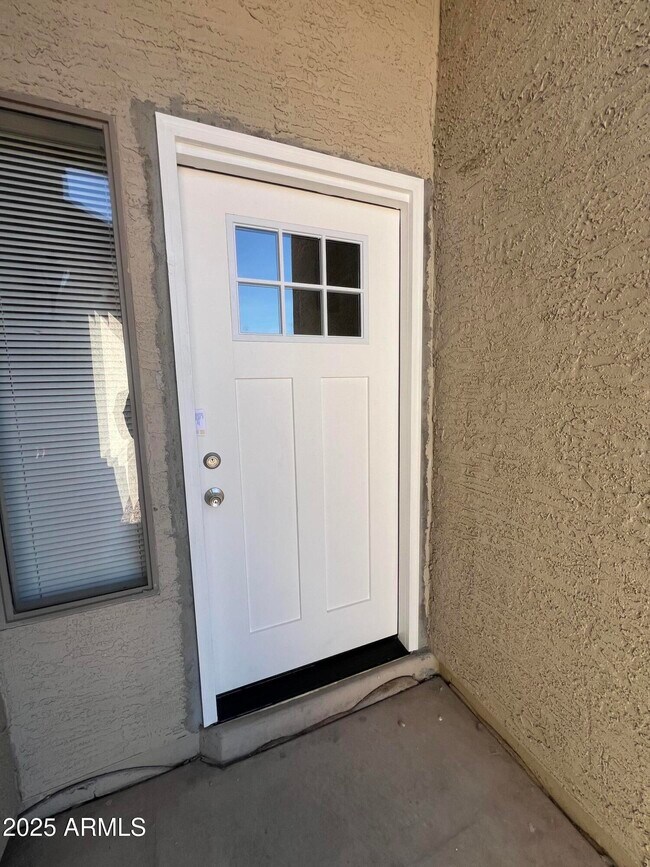 Foto del edificio - 8631 N 112th Ave