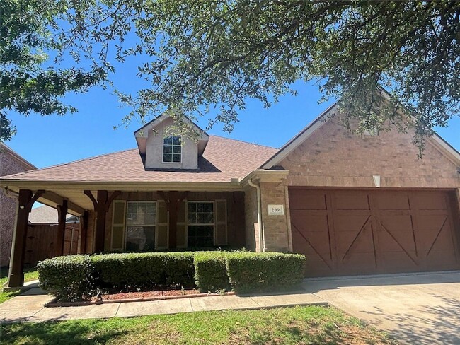 Building Photo - 209 Moonlight Dr