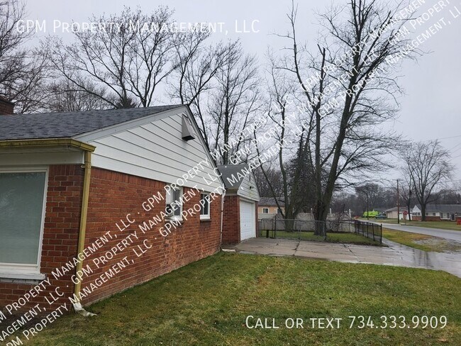 Foto del edificio - Home in Southfield!