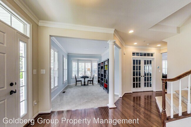 Building Photo - 6 br, 5.5 bath House - 12339 Juniper Bloss...