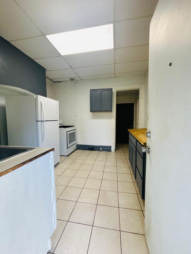 Foto del edificio - 5551 Columbo St