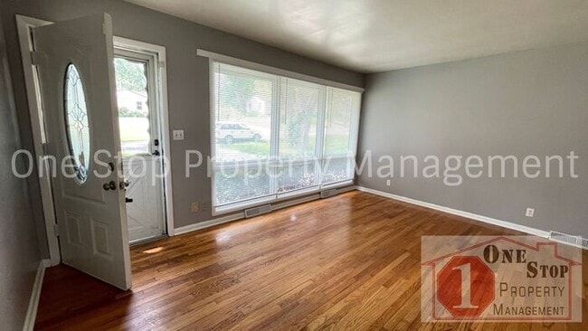 Building Photo - Beautifully 3 Bedroom, 2 Bath home in Rayt...