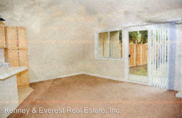 Building Photo - 2911 David Ave