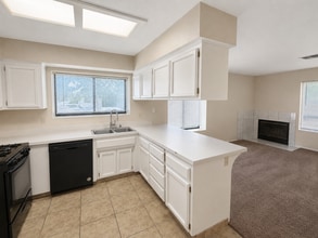 Building Photo - 8702 Lyn River Ct