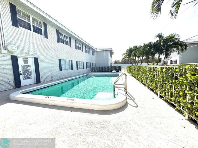 Foto del edificio - 299 SW 7th St