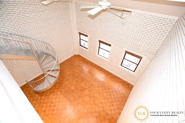 Foto del edificio - 30 Lexington Ave