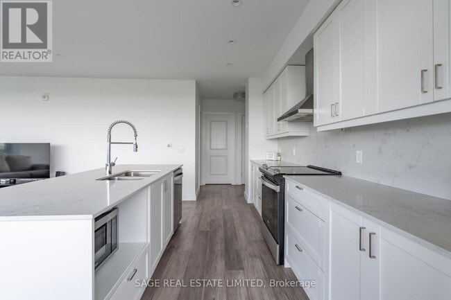 Building Photo - 15-1515 Glebe St