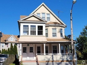 Building Photo - 9 Ledyard St