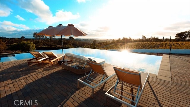 Foto del edificio - 16582 Rio Vista Rd