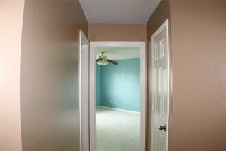 Building Photo - 12231 Ashford Park Dr