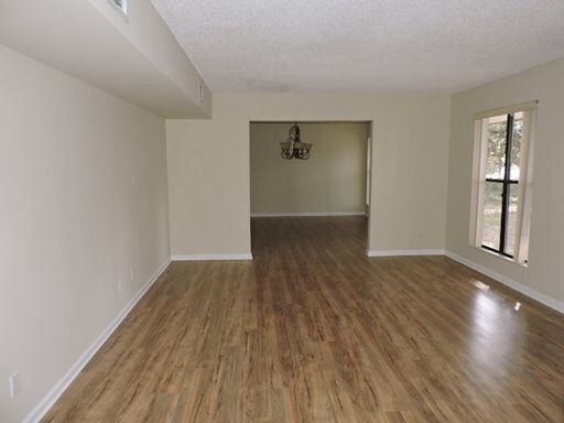 Building Photo - 8623 Sanchez Rd