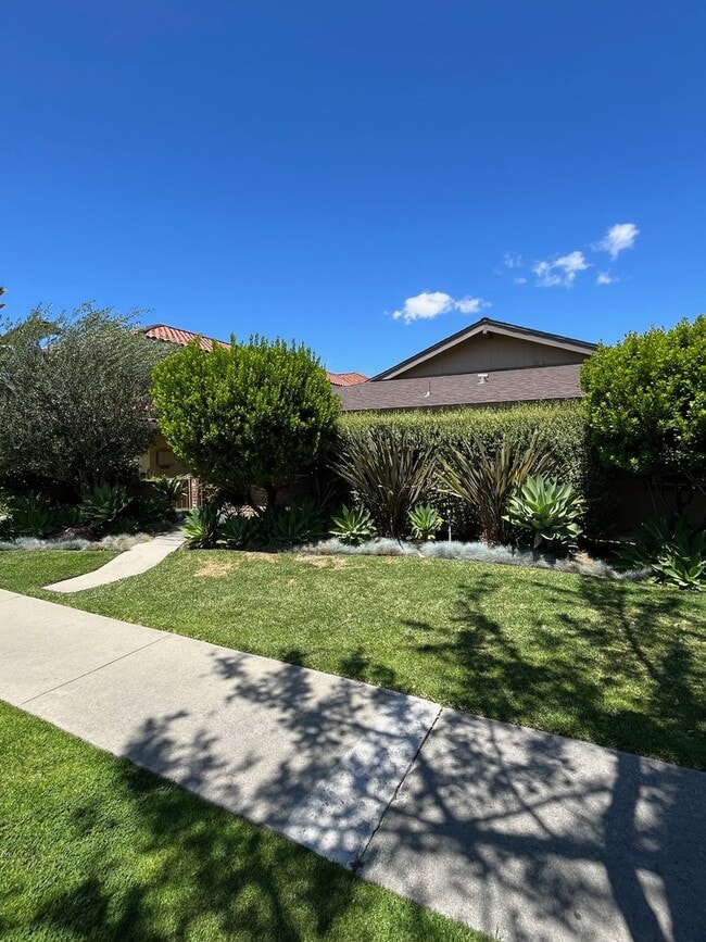 Foto del edificio - 3811 Green Ave