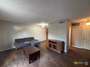 Building Photo - 3804 Palmetto Ave