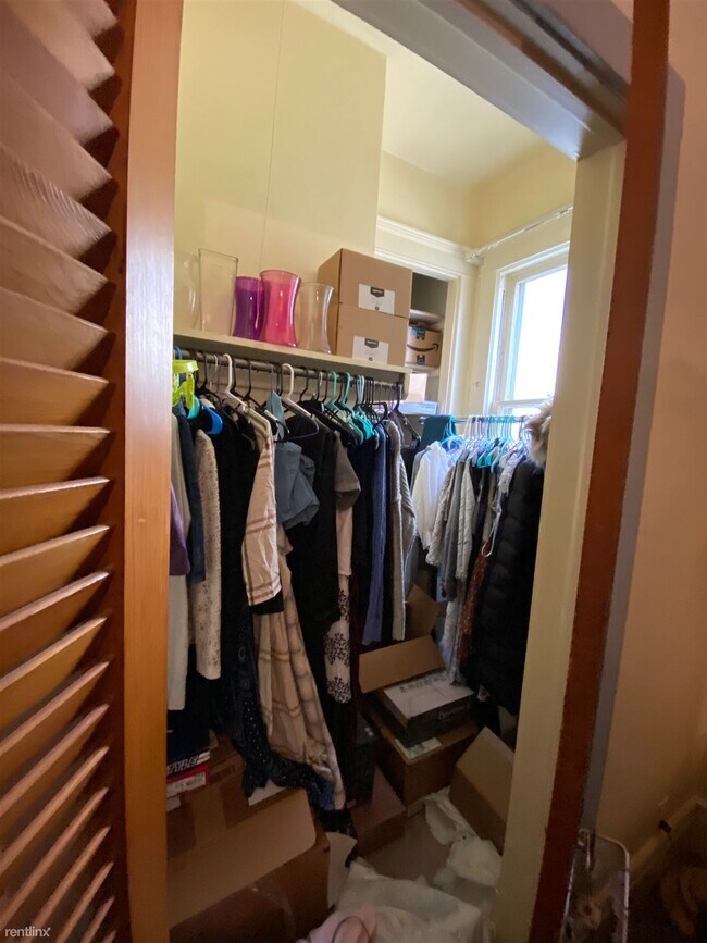 Foto del edificio - 820 E Kingsley St