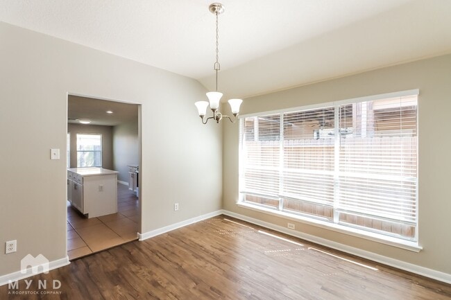 Building Photo - 3638 Slocom Dr