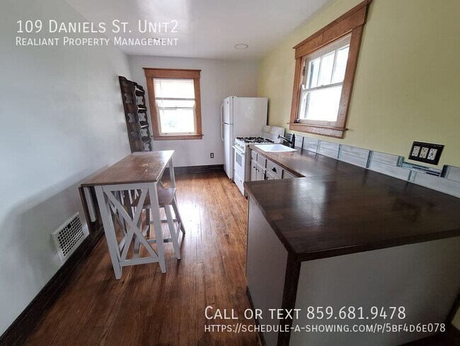 Foto del edificio - 109 Daniels St