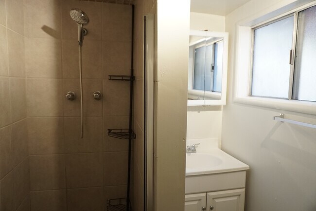 Foto del edificio - 15086 Woodard Rd
