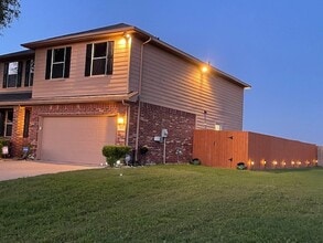 Building Photo - 4611 Monarch Blue Ln
